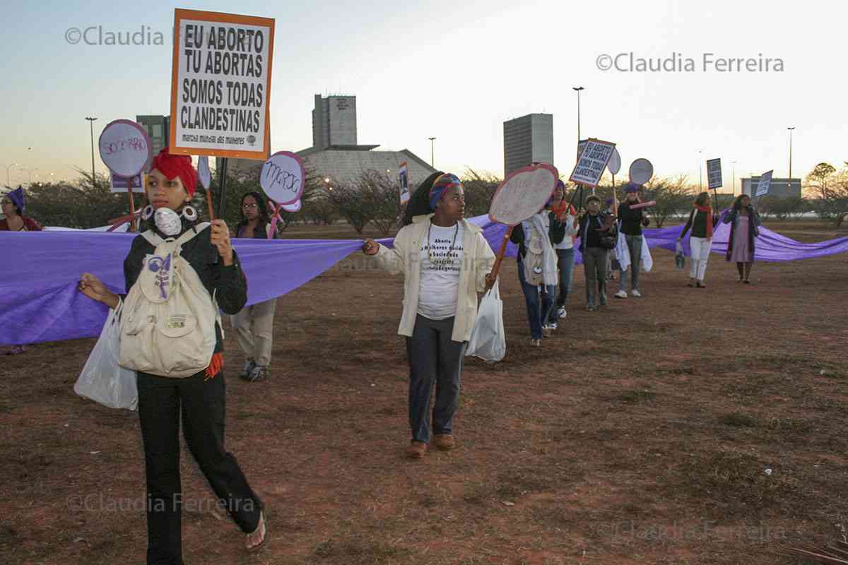 MANIFESTAÇÃO PELA LEGALIZAÇÃO DO ABORTO