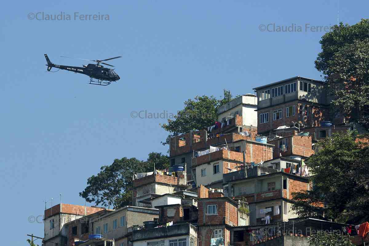 OPERAÇÃO POLICIAL NO PAVÃO PAVÃOZINHO