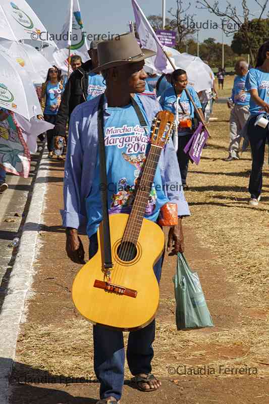 MARCHA DAS MARGARIDAS 