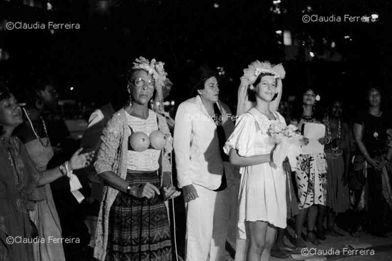 Dia Internacional da Mulher. Missa Fêmea