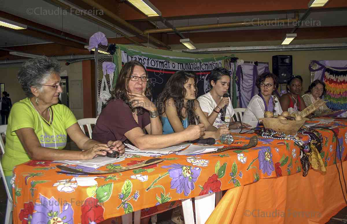 ENCONTRO DA ARTICULAÇÃO DE MULHERES BRASILEIRAS