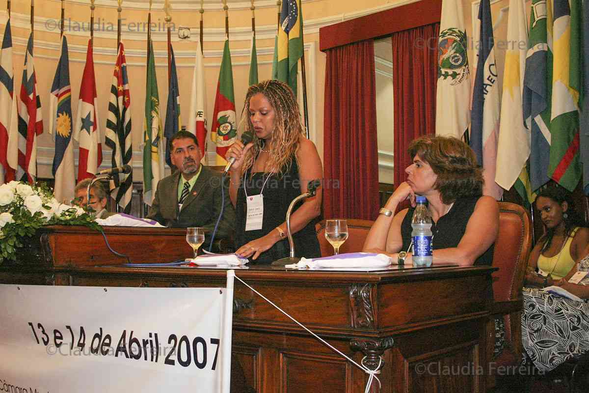 II CONFERÊNCIA MUNICIPAL DE POLÍTICAS PARA AS MULHERES DE NITERÓI 