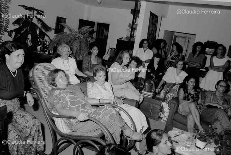 Encontro de feministas com a presidente da Federação das Mulheres Cubanas 